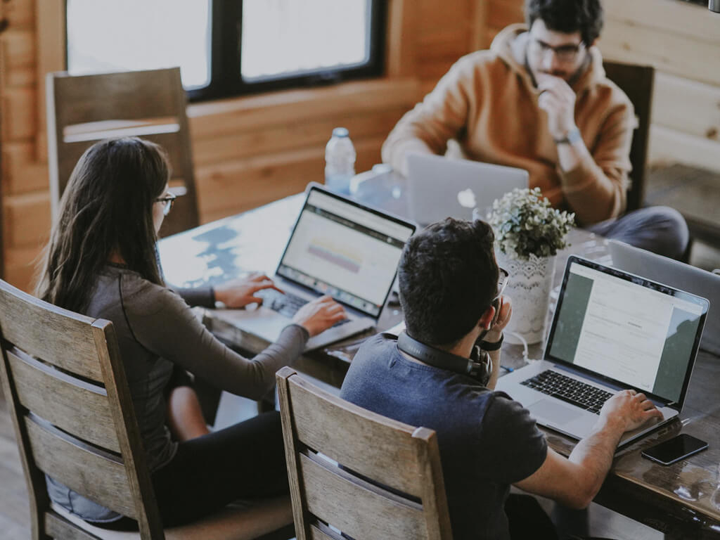 Preparing Teens for the AI Era: Building Critical and Creative Thinking Skills